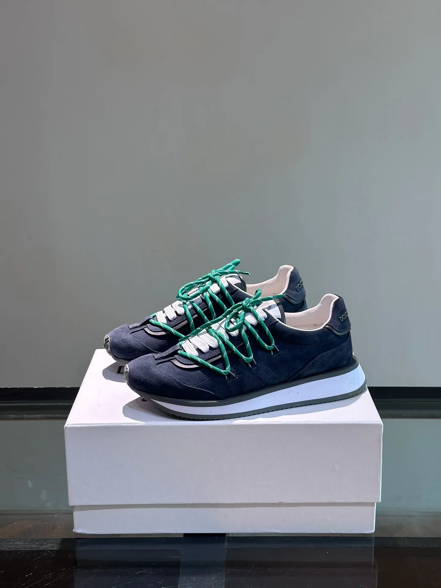 Men's shoes 💰p460 "DG" new men's casual sports shoes! The contrasting color design is eye-catching, fashionable and versatile, and can add luster to various looks. The exquisite design with unique dynamic vitality and modern atmosphere shows modern elegance. Size: 38-44 (45 customized)